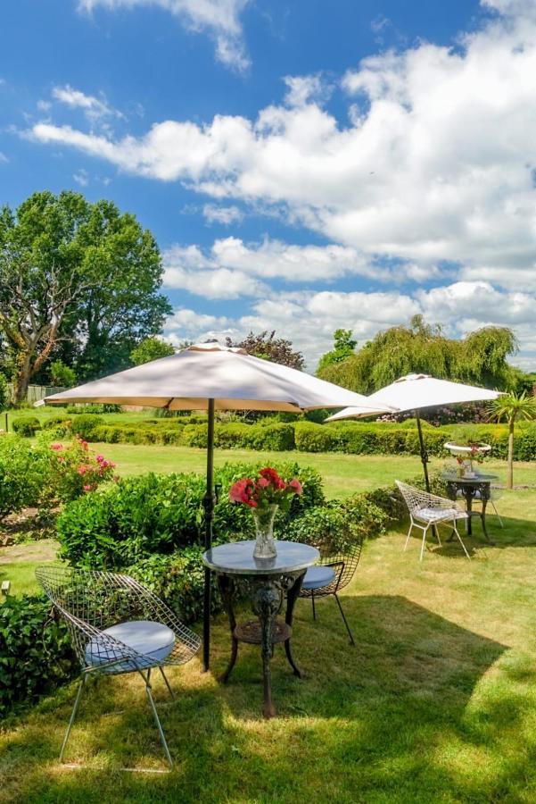 Cedar House Boutique B&B Burton  Exteriör bild