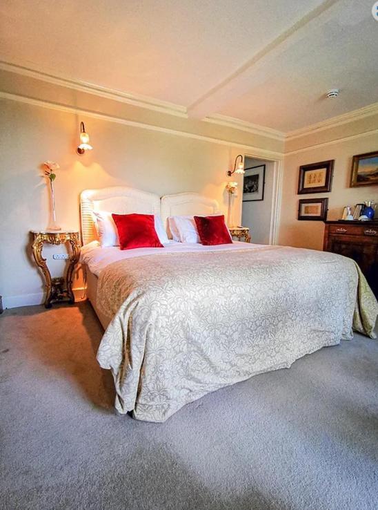 Cedar House Boutique B&B Burton  Exteriör bild